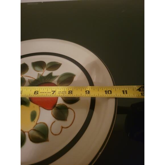 Vintage MCM 70s Strawberry Stoneware Dinner Plates Sears Japan HandPainted Set 2 - Picture 5 of 8